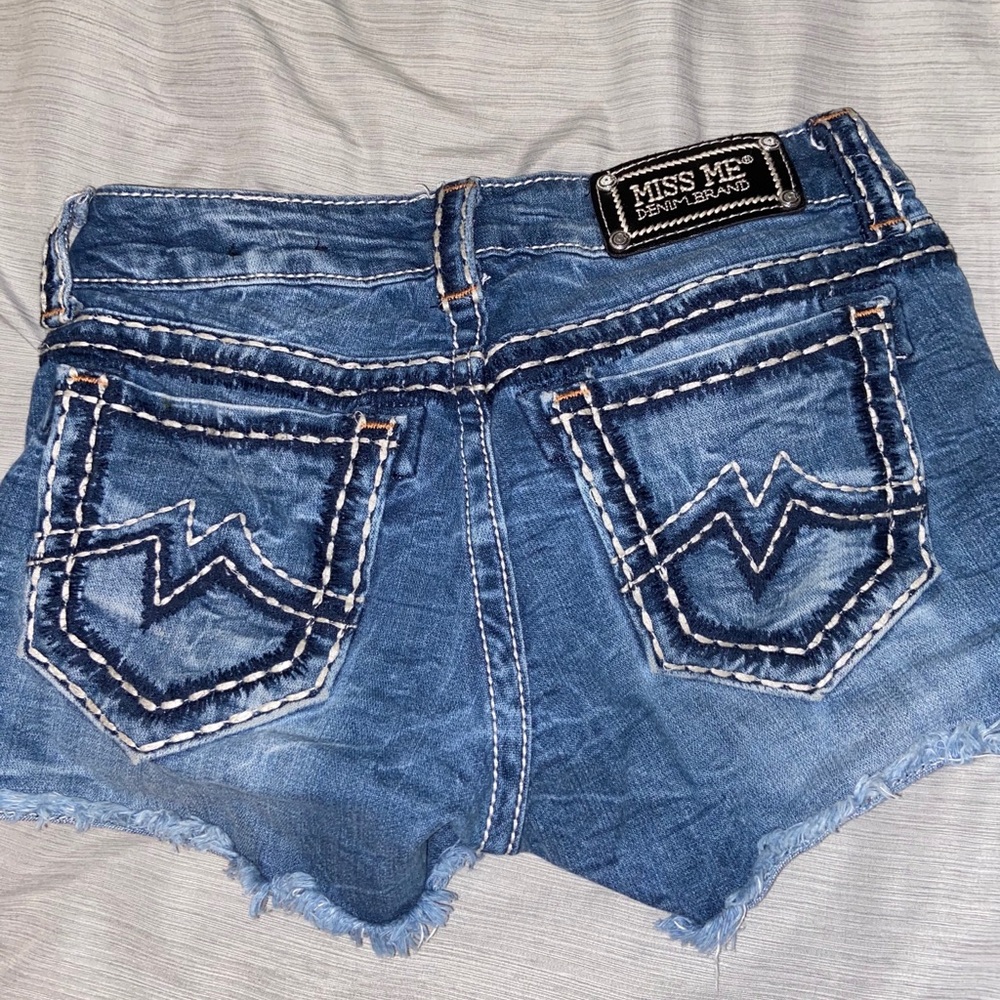 Super cute Miss Me shorts! ❤️